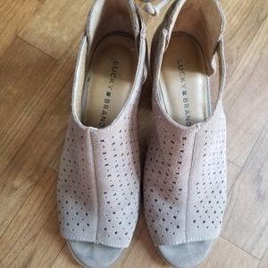 Lucky Brand Shoes - Lucky Brand Taupe Peep Toed Heeled Sandals Lucky Brand Shoes - Lucky Brand Taupe Peep Toed Heeled Sandals